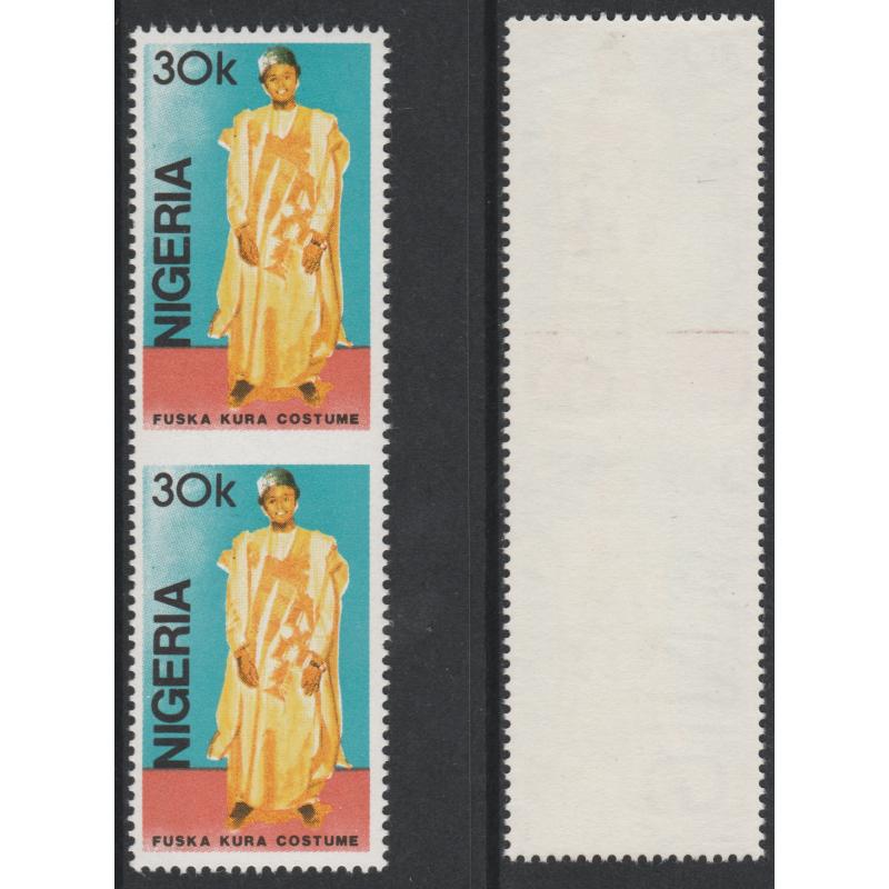 Nigeria 1989 TRADITIONAL COSTUMES 30k  IMPERF BETWEEN PAIR mnh